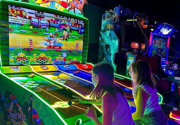 What is a game arcade machine? What is a game arcade machine?