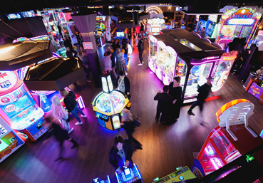 Who makes arcade games?